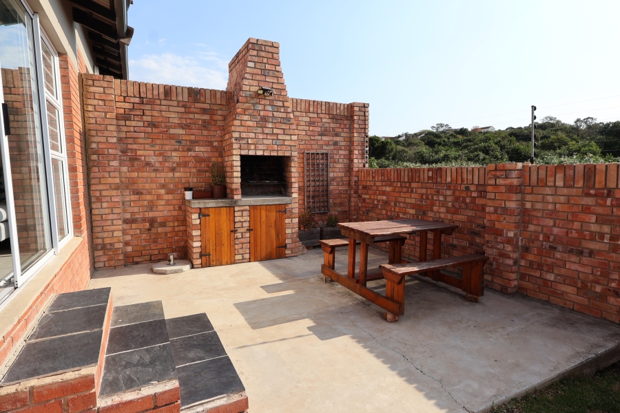 2 Bedroom Property for Sale in Beacon Bay Eastern Cape